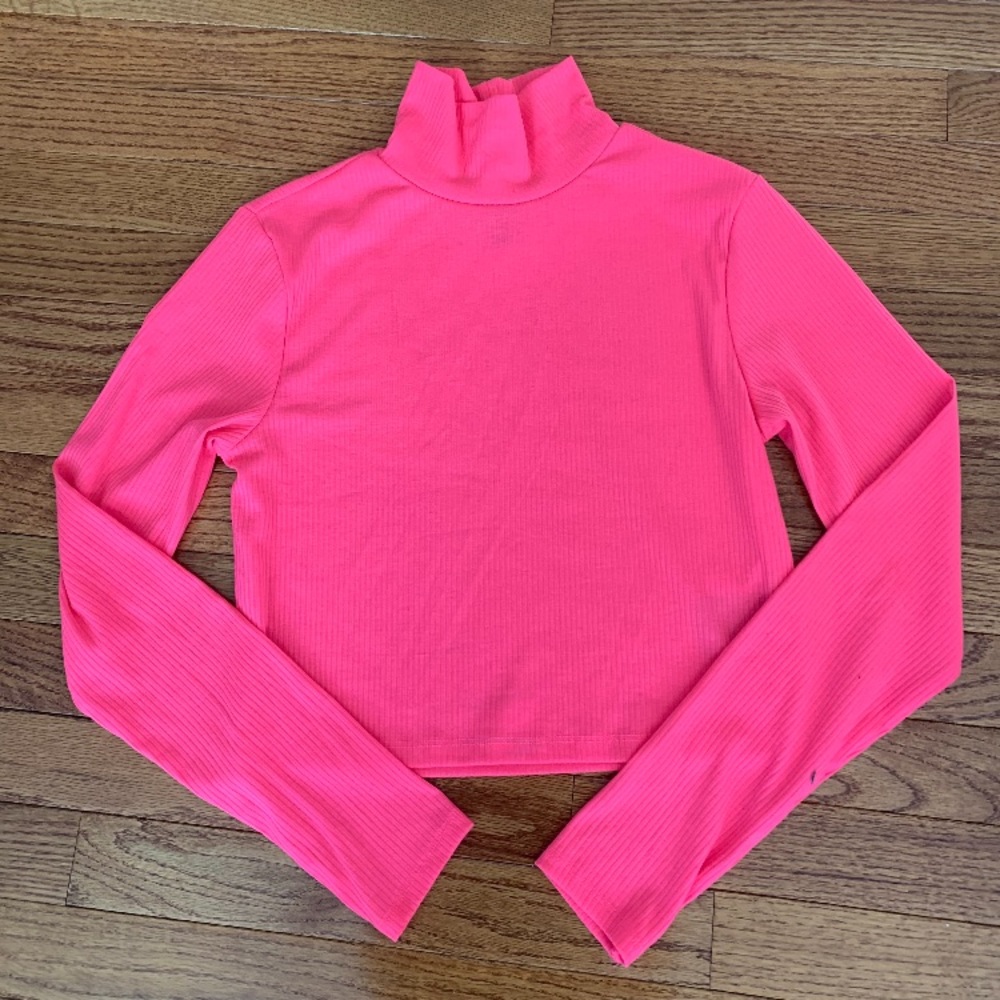 Hot pink turtle neck